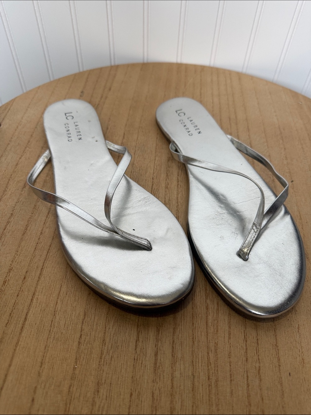 Lauren Conrad 11 Silver Metallic Thong Sandals